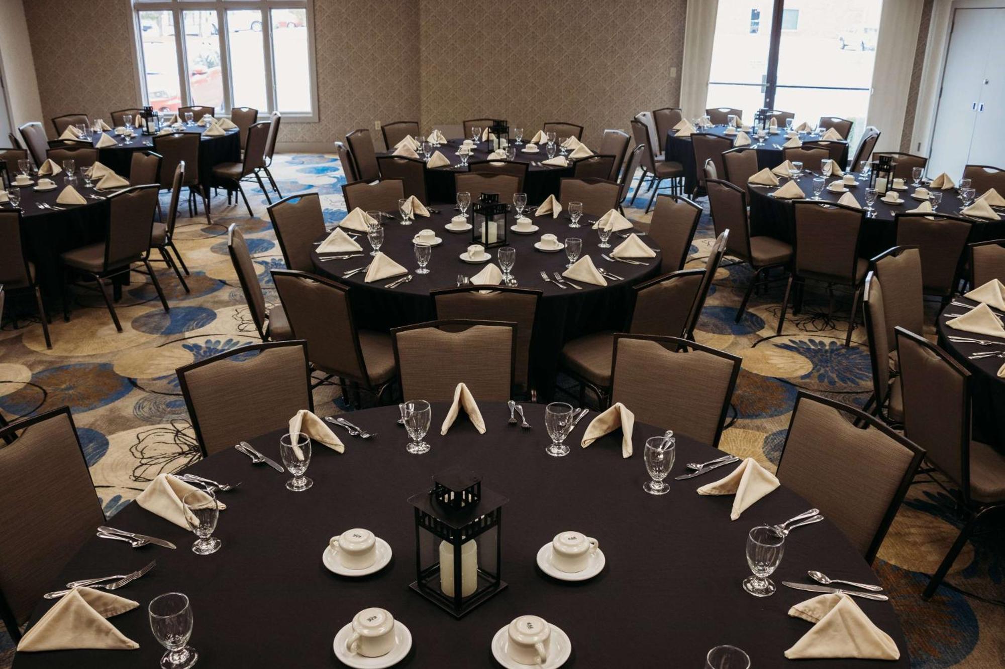 Eastland Suites Hotel & Conference Center Bloomington Exteriér fotografie
