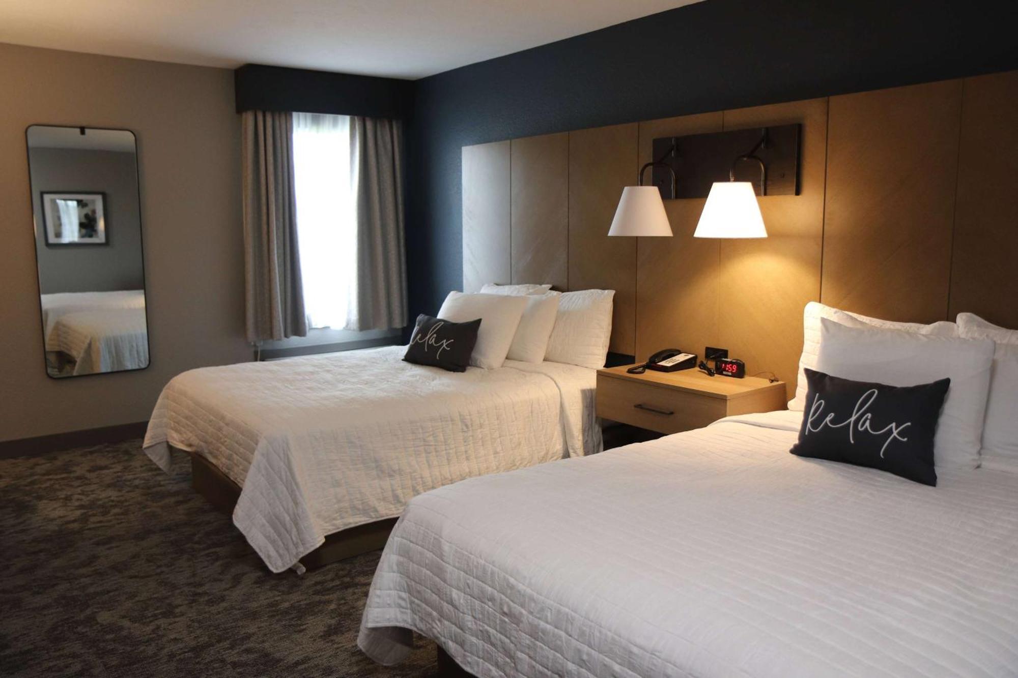 Eastland Suites Hotel & Conference Center Bloomington Exteriér fotografie